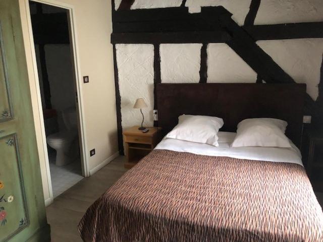 Hotel Au Cerf Riquewihr Esterno foto