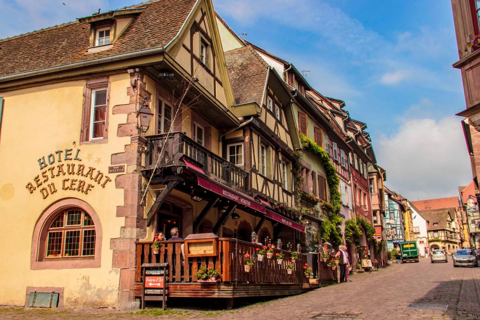 Hotel Au Cerf Riquewihr Esterno foto